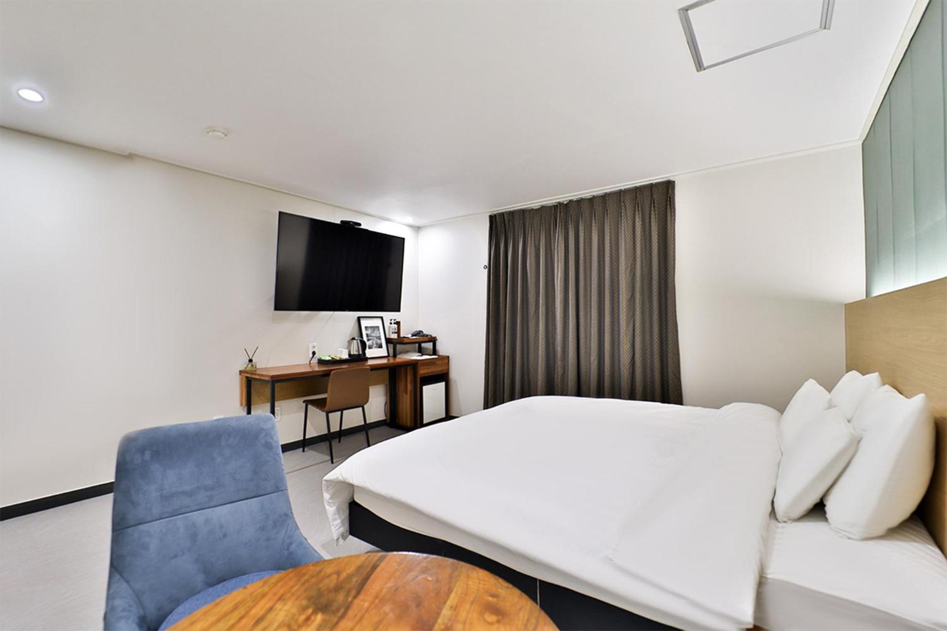 Calm Rest Hotel Busan Sasang Extérieur photo