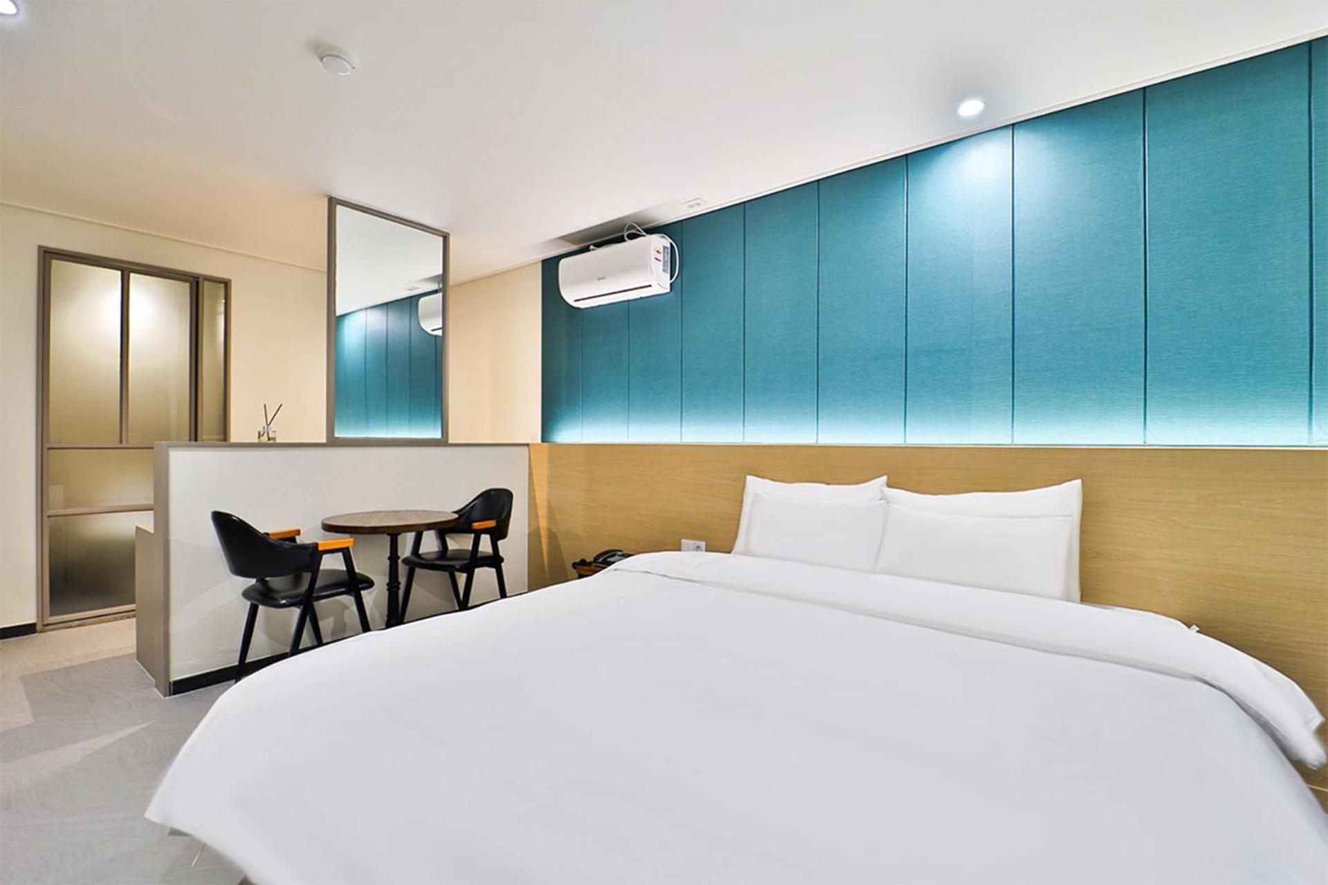 Calm Rest Hotel Busan Sasang Extérieur photo