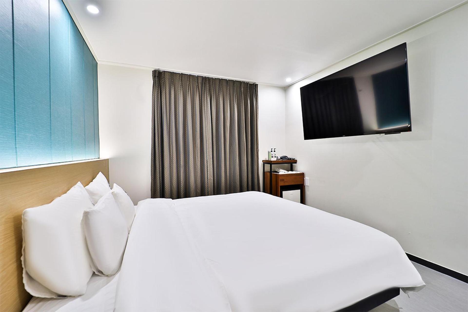 Calm Rest Hotel Busan Sasang Extérieur photo
