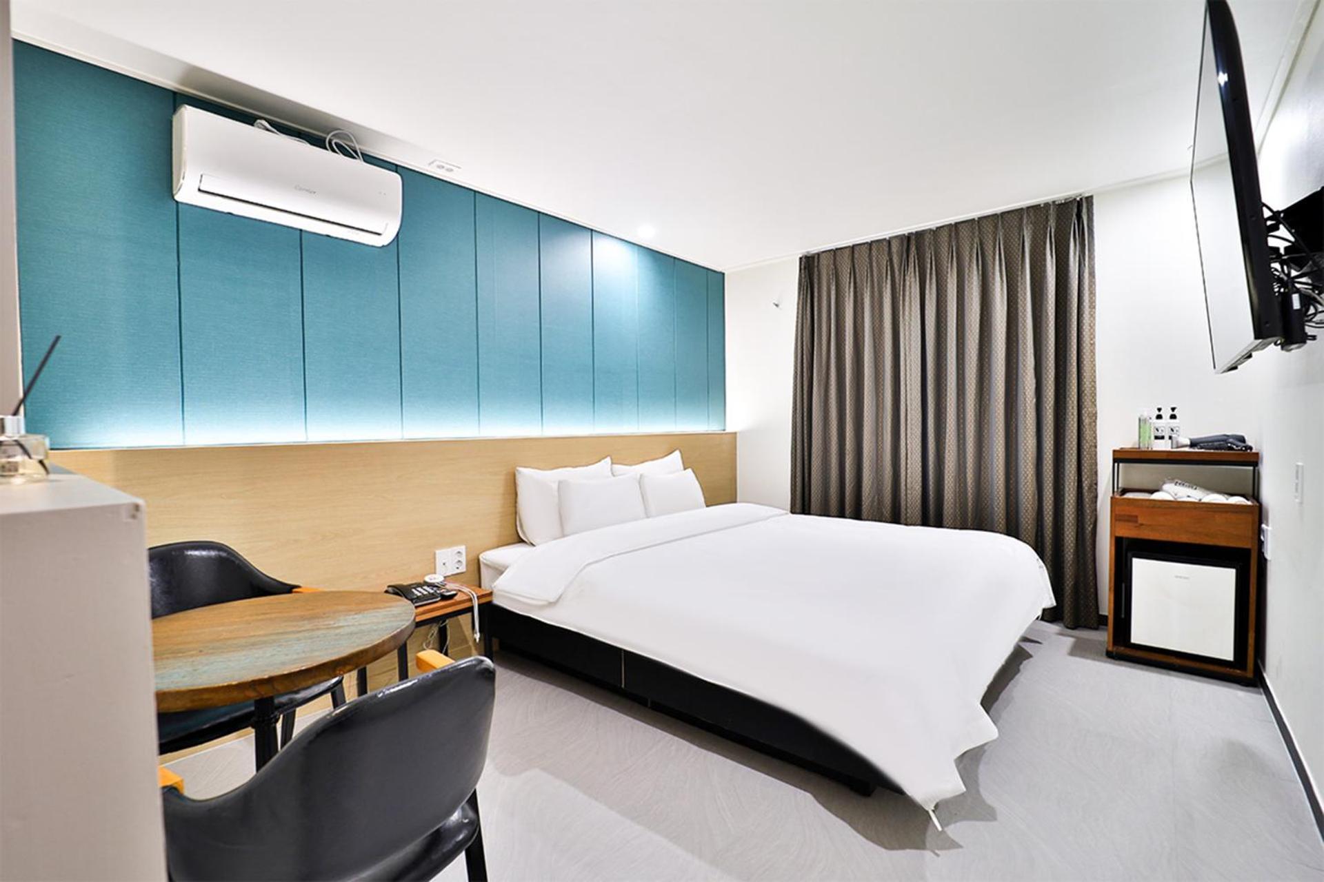 Calm Rest Hotel Busan Sasang Extérieur photo