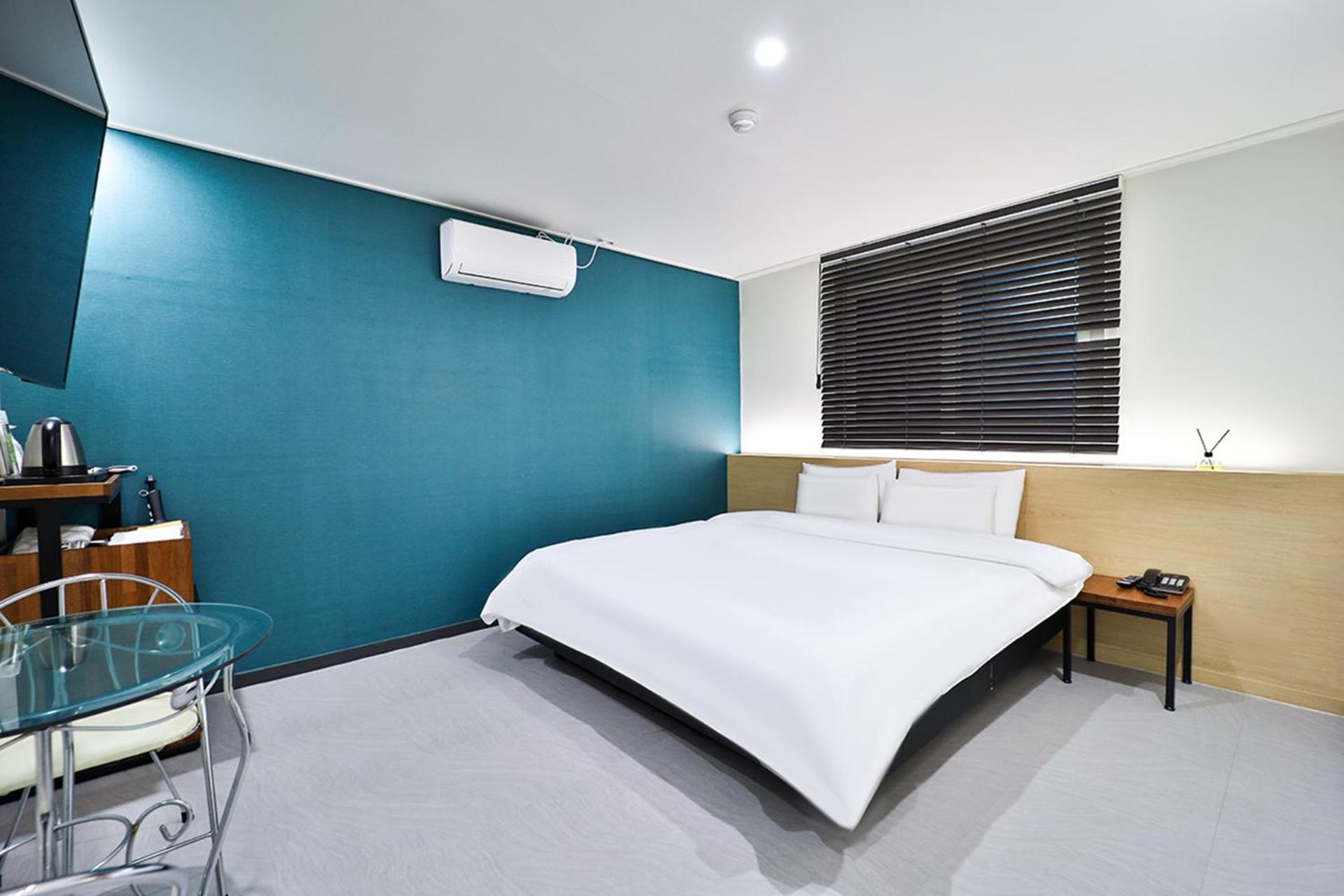 Calm Rest Hotel Busan Sasang Extérieur photo