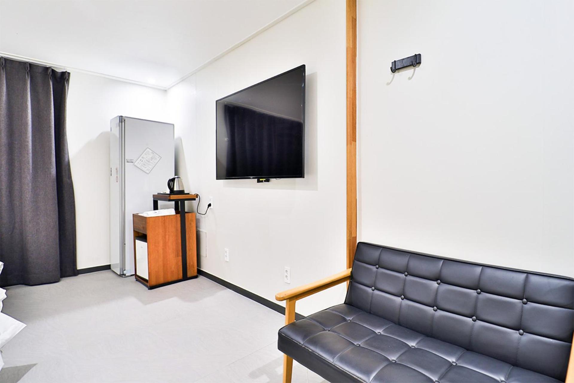 Calm Rest Hotel Busan Sasang Extérieur photo